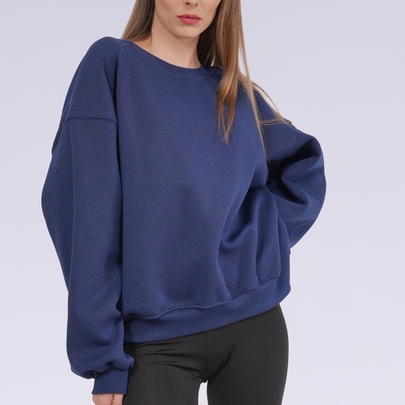 Minark Oversized Sweatshirt. Long Sleeve. Women Fall/Winter - Picture 2 of 3